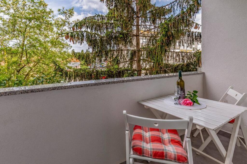 New Two Bedroom Apartment Maloni 普拉 外观 照片